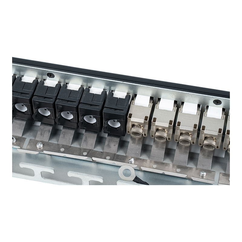 19 inç 1U 24 bağlantı noktalı korumalı bağlantı paneli (C6A modülüyle) SP-3246S-24P 19 inç 1U 24 bağlantı noktalı korumalı bağlantı paneli (C6A modülüyle) SP-3246S-24P
